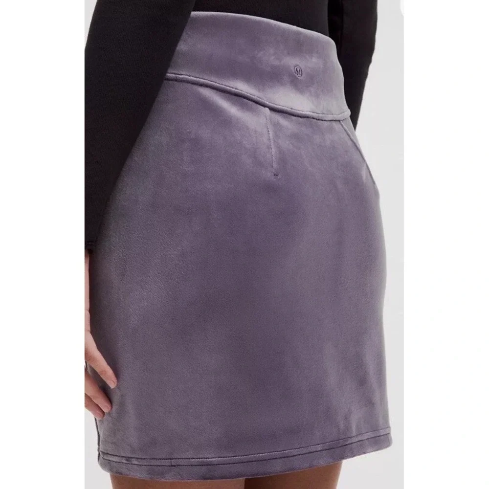 NEW! Lululemon Scuba‎ High-Rise Mini Skirt Velvet Purple Nightfall size L